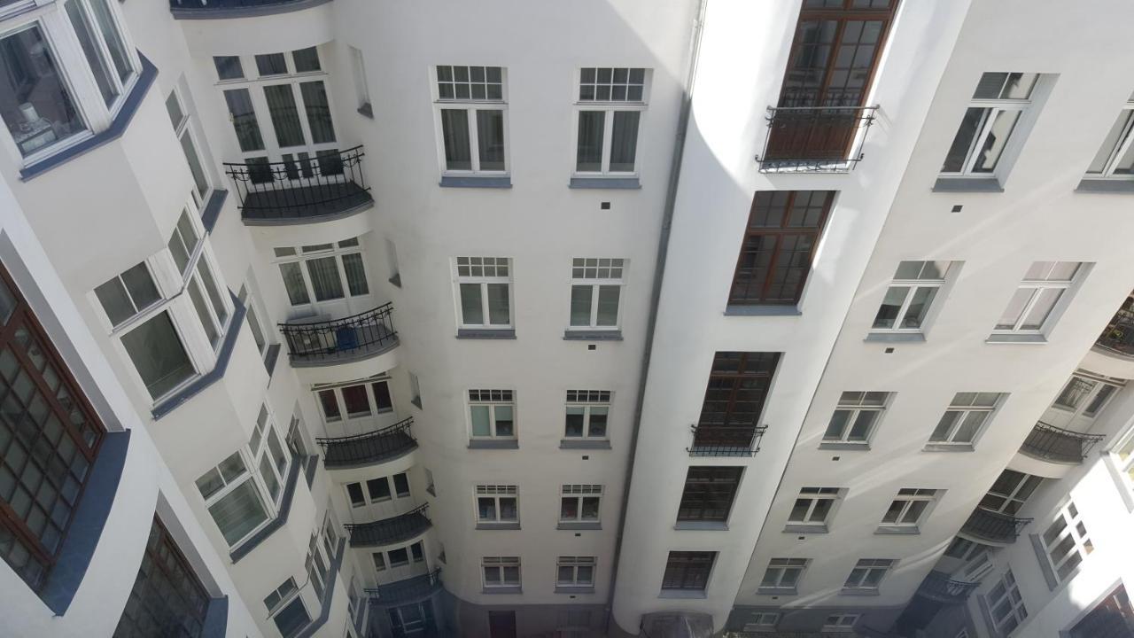Apartament Na Wilczej Warsaw Exterior photo