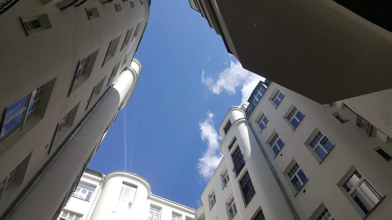 Apartament Na Wilczej Warsaw Exterior photo